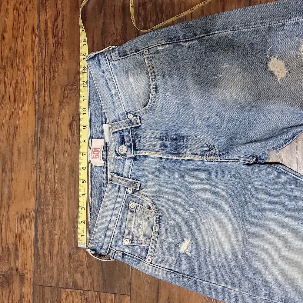 Levi's straight leg jeans